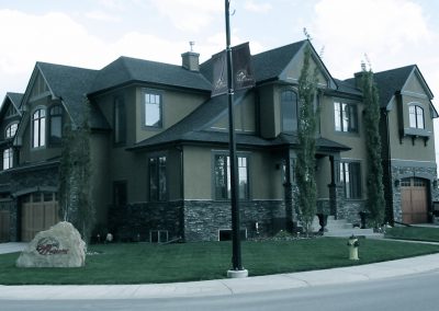 17. City Home – Corner Lot (2 Images)